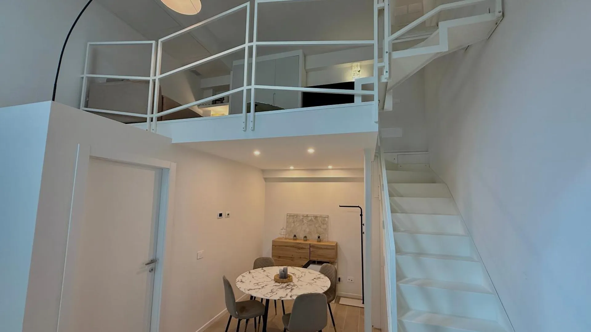 Maya Atelier Milano Apartment